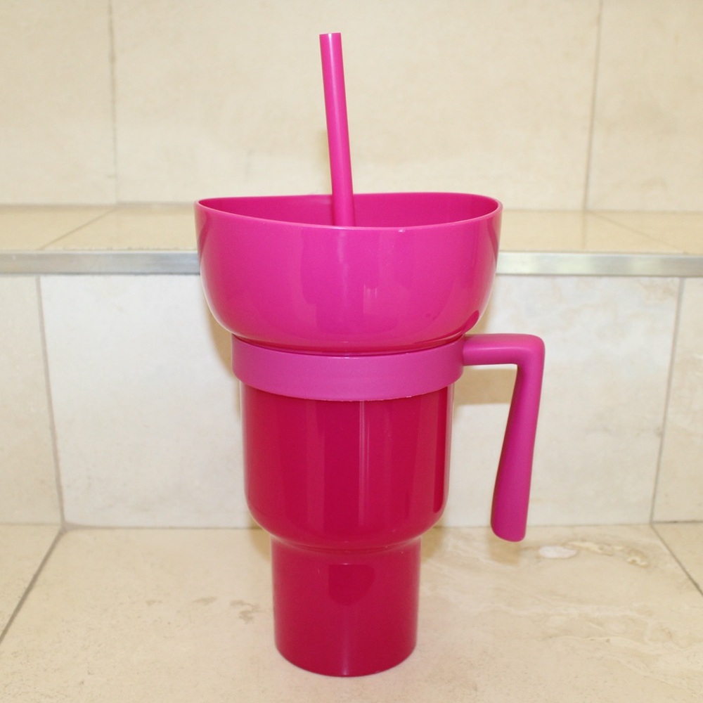 Cup and snack holder in pink (NWOT)